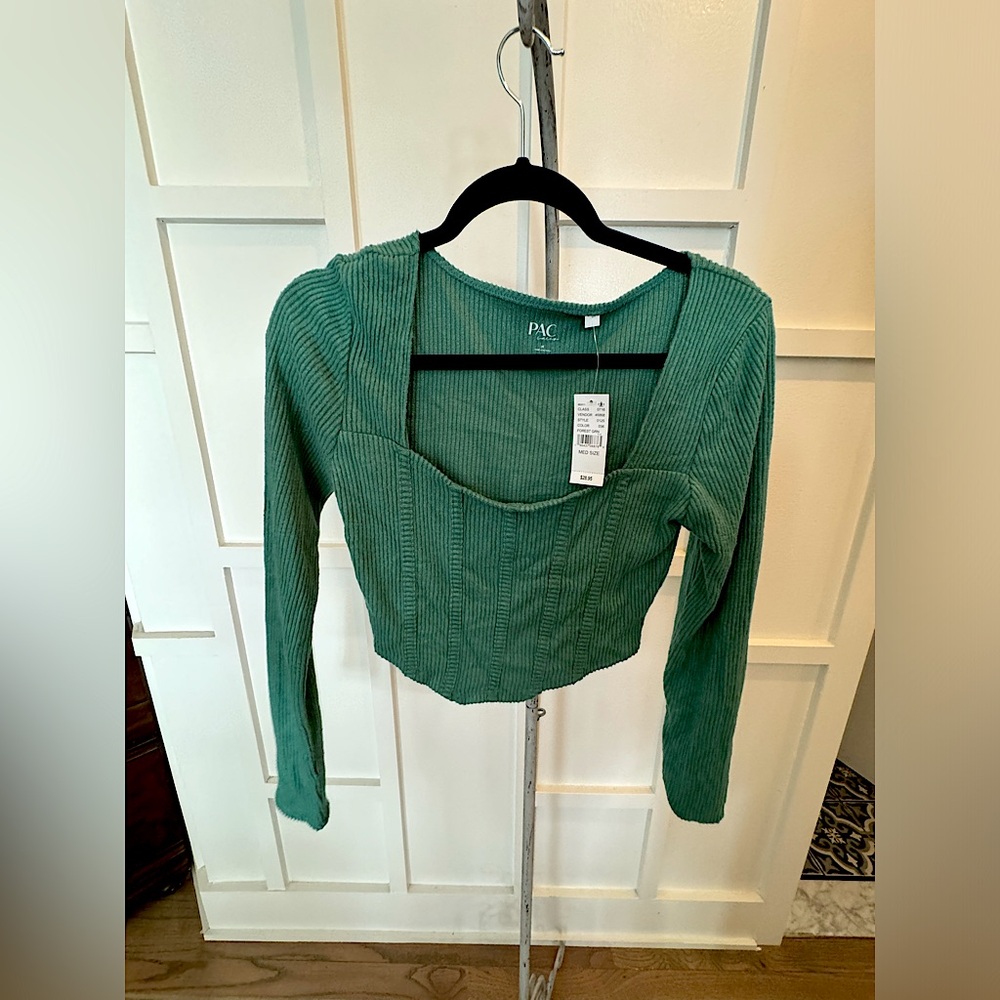 NWT Pacsun long sleeve cropped top Sz. M